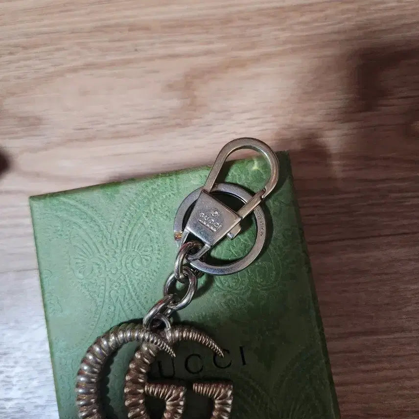 [BUNJANG] Gucci GG Logo Vintage Keyring / 구찌 GG 키링