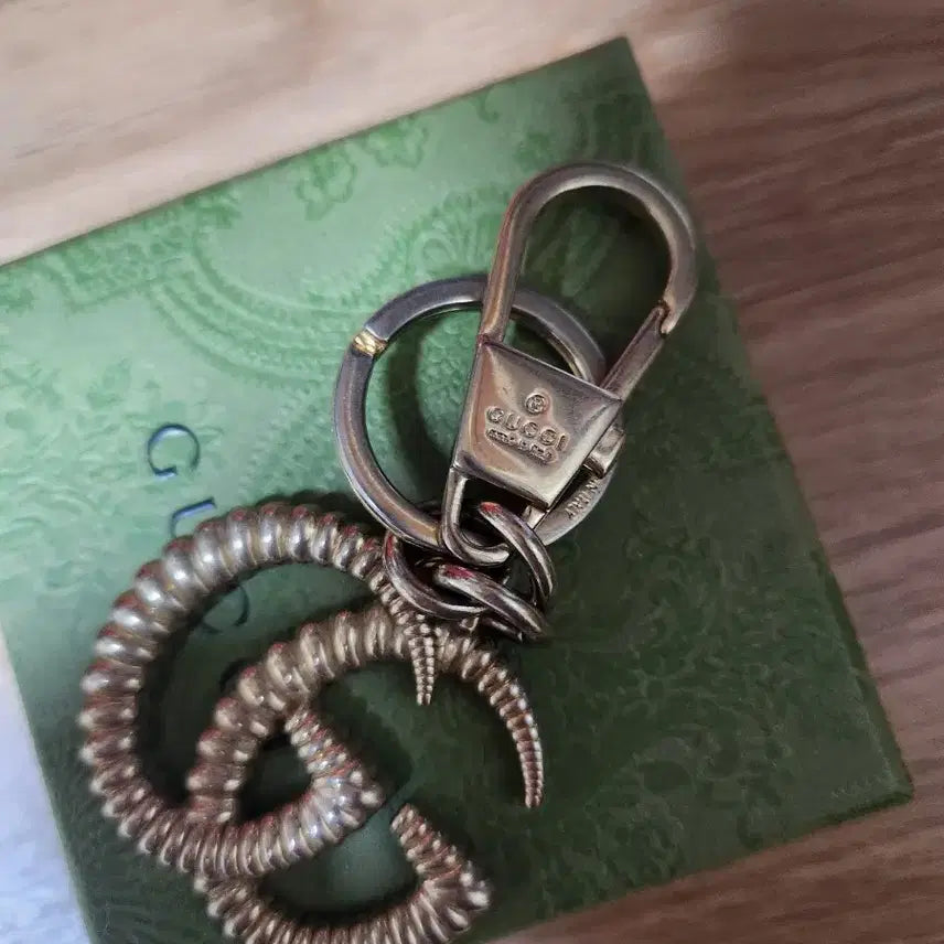 [BUNJANG] Gucci GG Logo Vintage Keyring / 구찌 GG 키링