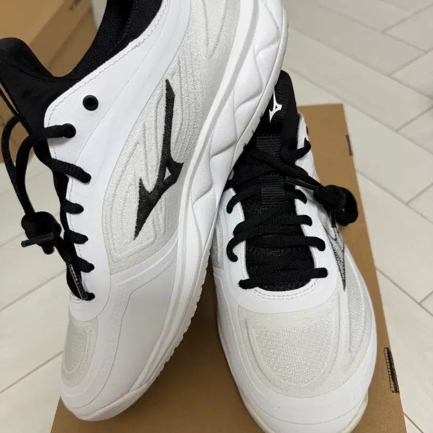 [BUNJANG] Mizuno Wave Luminous 3 265mm Volleyball Shoes / 미즈노 웨이브 루미너스 3 265mm 배구화
