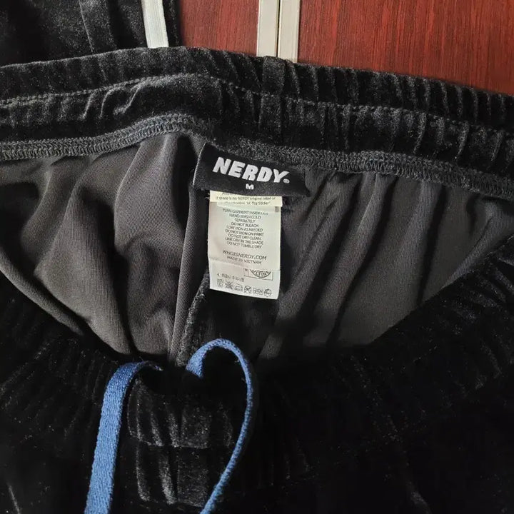 [BUNJANG] Nerdy Corduroy Velvet Training Set / 널디 코듀로이 벨벳  트레이닝 세트 입니다.