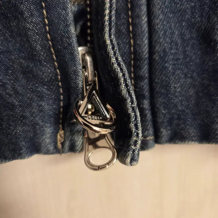 [BUNJANG] Solid Homme 25SS Mid-Wash Denim Jacket / 솔리드옴므 25SS 집업 중청 워싱 데님 자켓 48