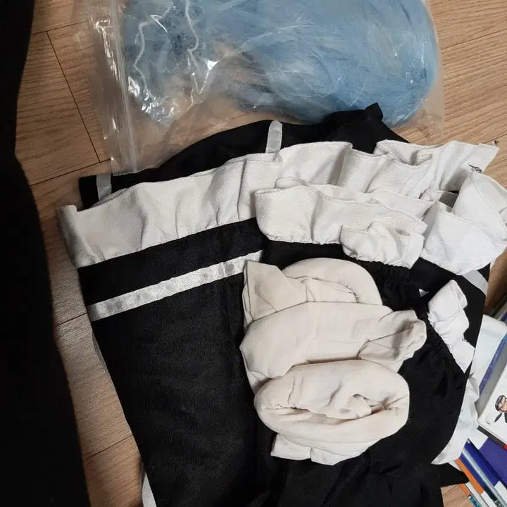 [BUNJANG] Rem Maid Cosplay Costume Set / 렘 메이드복 코스프레 (가발포함)