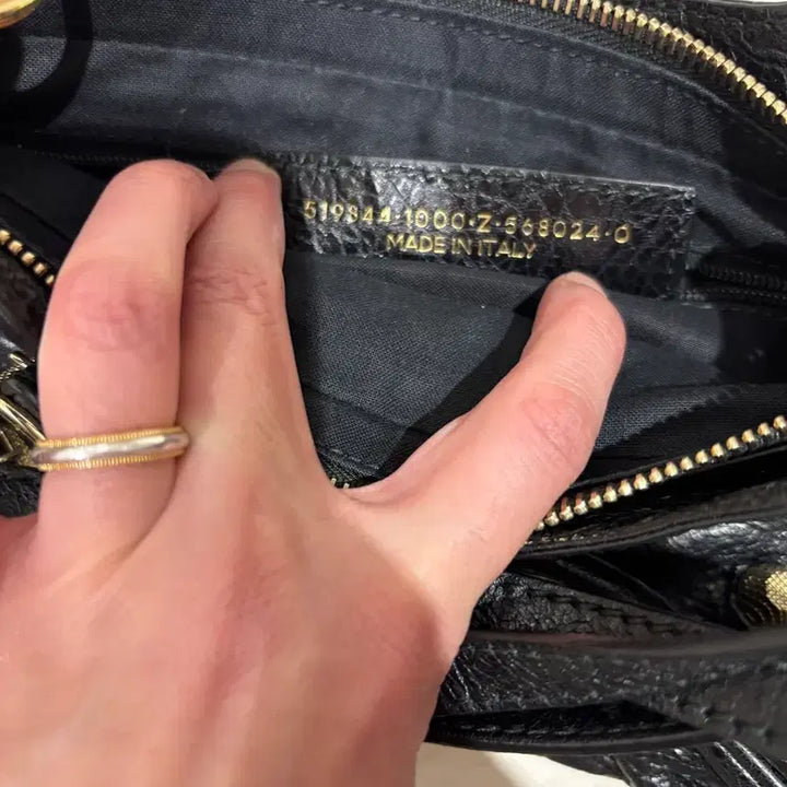 [BUNJANG] Balenciaga Giant Hip Crossbody Bag Black / (정품)발렌시아가 자이언트 힙 클로스백 블랙