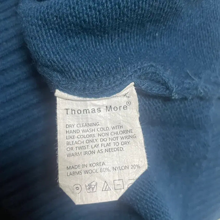 [BUNJANG] Thomas More Lambswool Knit (M Size) / 토마스모어 램스울 니트 M사이즈 판매