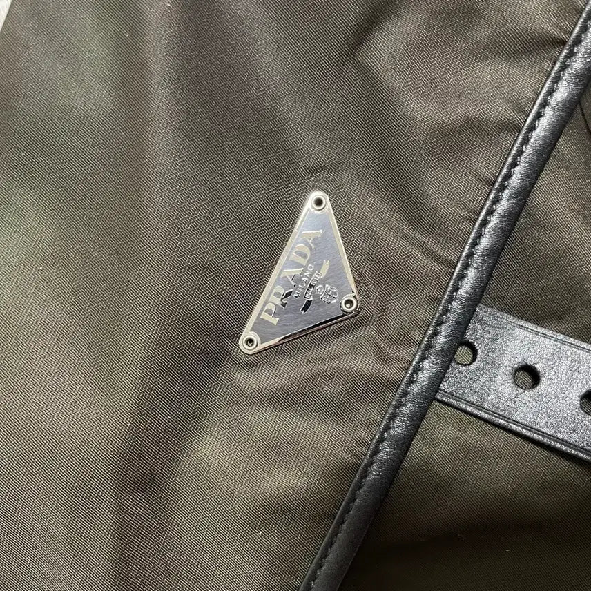 [BUNJANG] Prada Khaki Crossbody Bag / 프라다 크로스백 카키