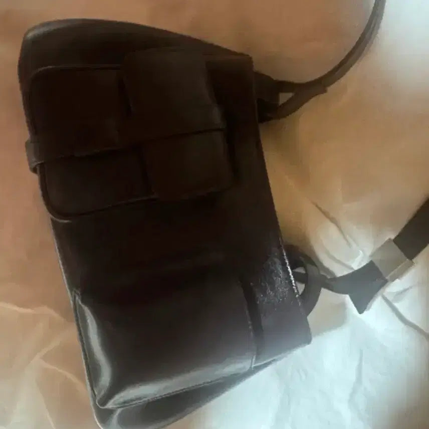 [BUNJANG] Ani Leather Shoulder Bag / 아니 (가방)