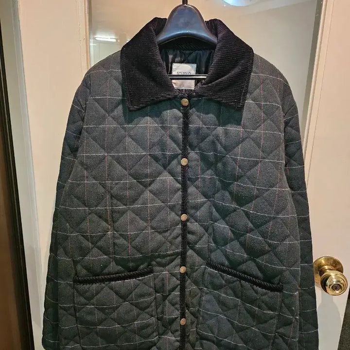 [BUNJANG] Studio Tomboy Corduroy Collar Quilted Padding Jacket / 스튜디오톰보이 코듀로이카라퀼팅 패딩자켓 F