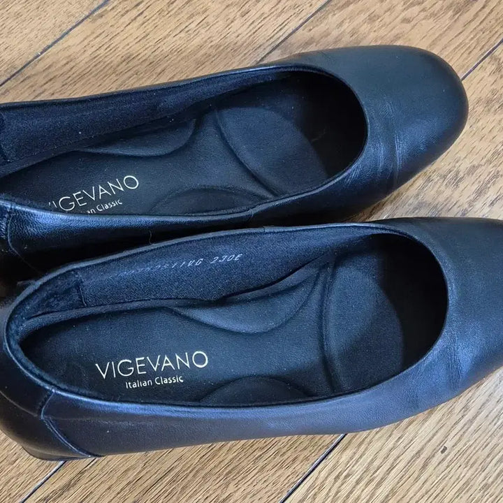 [BUNJANG] VIGEVANO Harper Pumps 5cm Heels / 비제바노(VIGEVANO) 하퍼 펌프스구두 230