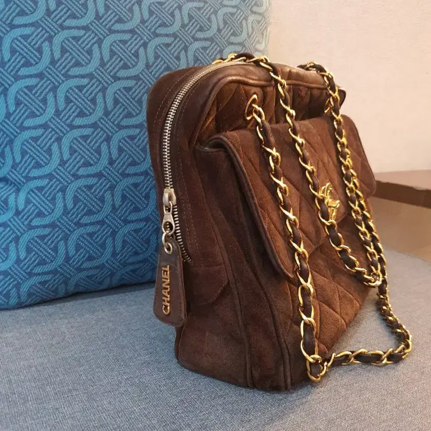 [BUNJANG] Chanel Big CC Suede Camera Bag / 샤넬 빅CC 스웨이드 카메라백