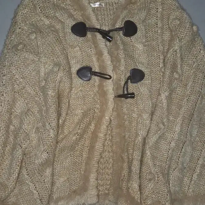 [BUNJANG] Vintage Mori Girl Cape Cardigan / 대대장 빈티지 모리걸 떡볶이 니트 케이프 가디건 라떼갸루 나나미깔