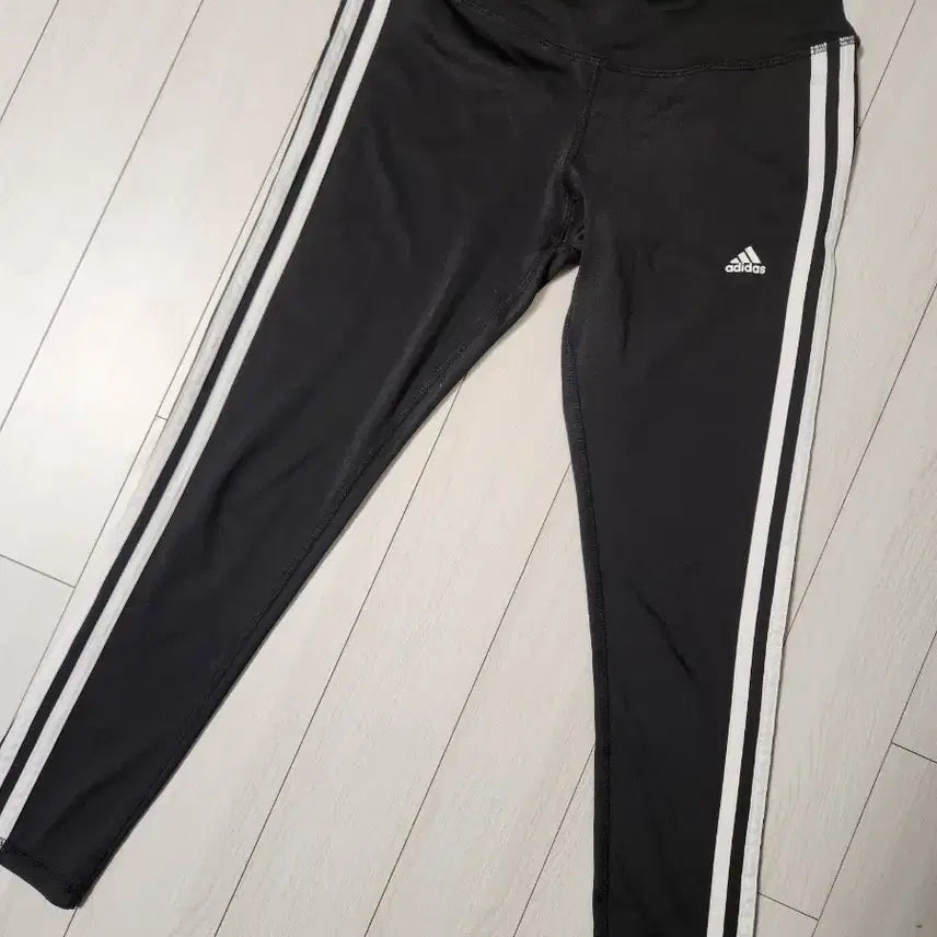 [BUNJANG] Adidas Son Na-eun Leggings aj9366 (Size S) / 새상품급)아디다스 손나은 레깅스 aj9366 사이즈s여러 중고사이트에
