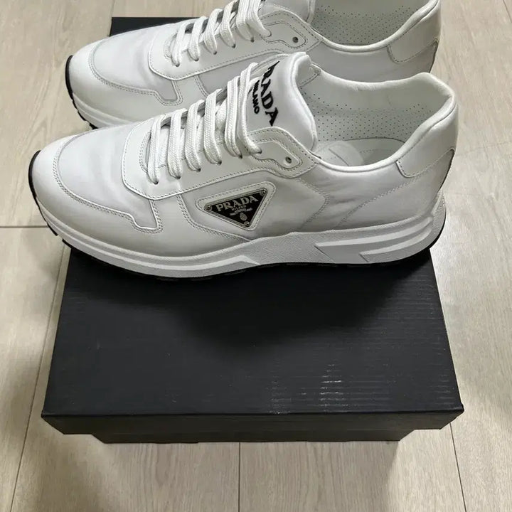 [BUNJANG] Prada Low Sneakers / 프라다 스니커즈