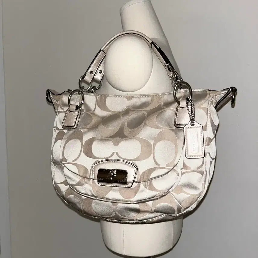 [BUNJANG] Coach Creami Shoulder Bag / Coach basic Creami shoulder bag