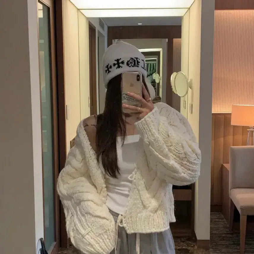 [BUNJANG] Burkin Wool 100% Handmade Cable Knit Cardigan / 마지막가격 버킨 울 100 핸드메이드 니트 가디건 크림