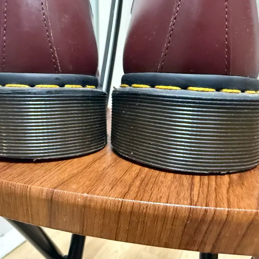 [BUNJANG] Dr. Martens Supreme Smith Cherry Red 4-Hole Shoes / 닥터마틴 x 슈프림 스미스 체리레드(4홀, 1461 쉐입)