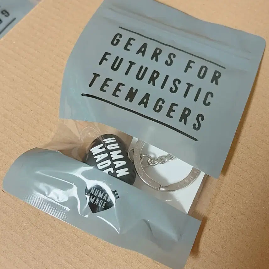 [BUNJANG] Human Made Heart Rubber Keyring Black / 미개봉 휴먼메이드 하트 러버 키링 블랙 하트키링