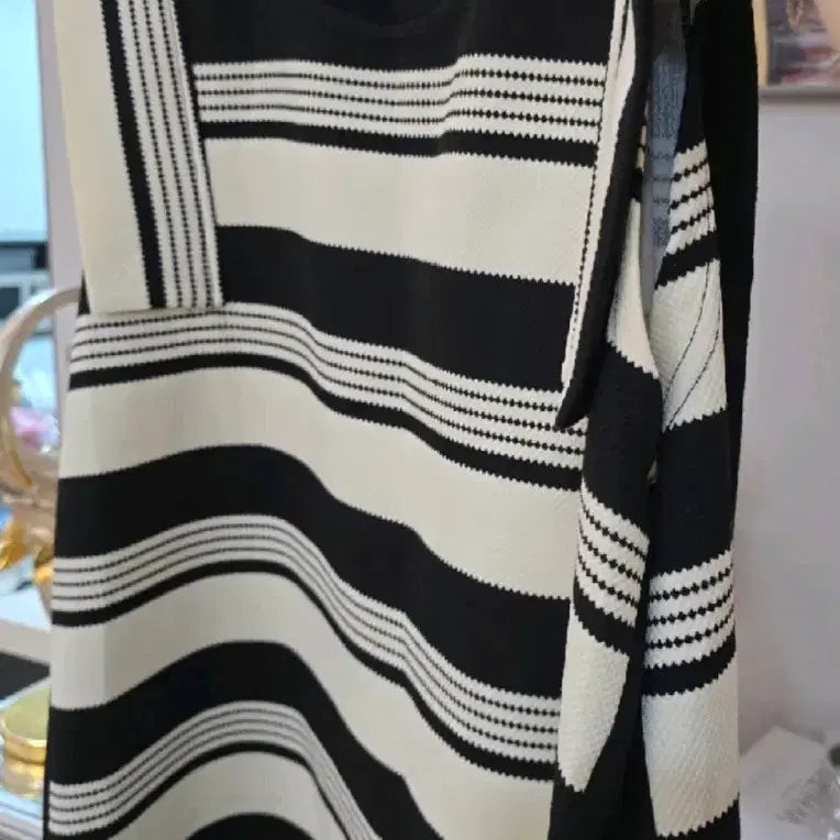 [BUNJANG] Striped Knit Mini Dress / 큐티 스트라이프 니트 원피스 44-66