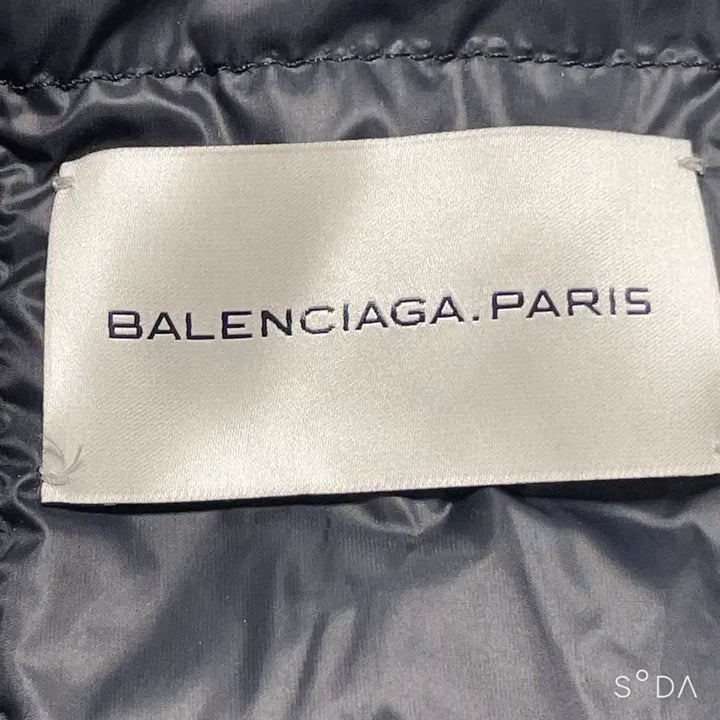 [BUNJANG] Balenciaga Utility Padded Vest 44 / 발렌시아가 유틸리티 패딩조끼 베스트 44