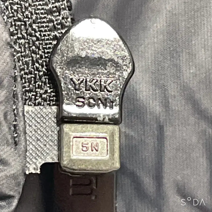 [BUNJANG] Balenciaga Utility Padded Vest 44 / 발렌시아가 유틸리티 패딩조끼 베스트 44