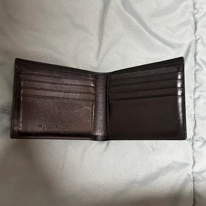 [BUNJANG] Seventeen Destroyed Logo Wallet Black / 써저리 디스트로이드 로고 반지갑 블랙