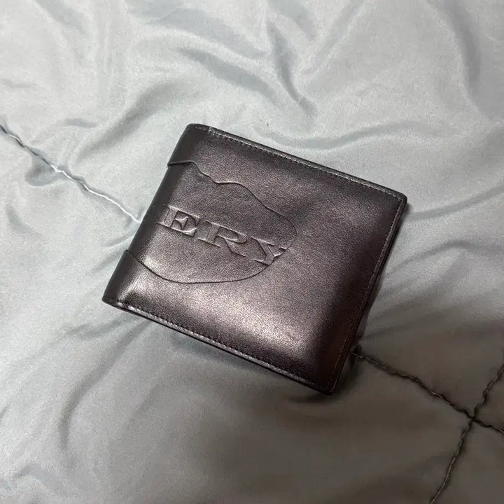 [BUNJANG] Seventeen Destroyed Logo Wallet Black / 써저리 디스트로이드 로고 반지갑 블랙