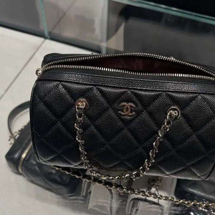 [BUNJANG] Chanel Bowling Bag AP4474 / 미개봉 새상품) 샤넬 캐비어 볼링백 원통백 ap4474