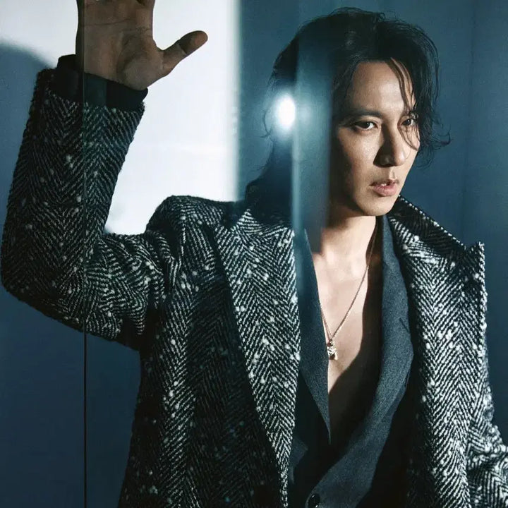 [BUNJANG] Kim Namgil GQ Korea Magazine / (새상품) <트리거> 김남길님의 화보와 인터뷰가 실린 지큐코리아 잡지양도