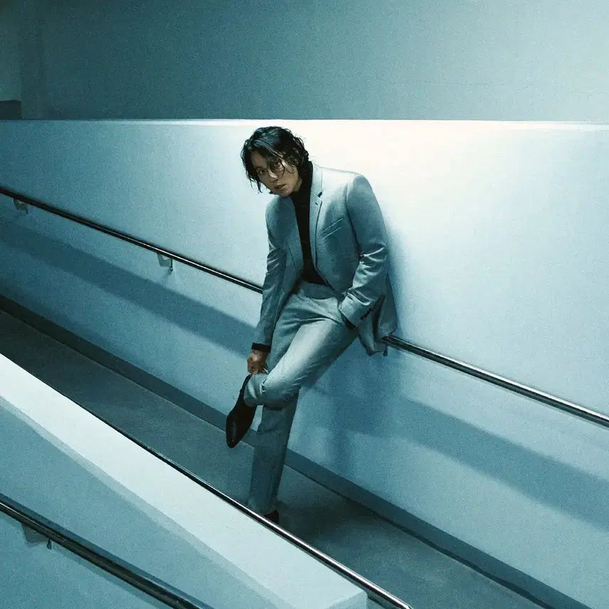 [BUNJANG] Kim Namgil GQ Korea Magazine / (새상품) <트리거> 김남길님의 화보와 인터뷰가 실린 지큐코리아 잡지양도