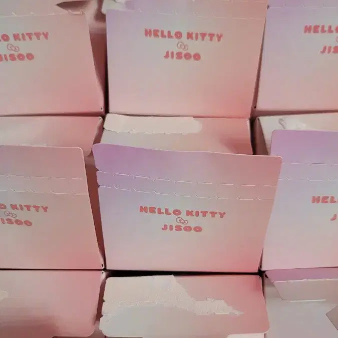 [BUNJANG] Blackpink Jisoo Hello Kitty Keyring Doll / [원가이하]지수 헬로키티 키링인형 블랙핑크 JISOO HELLOKITTY