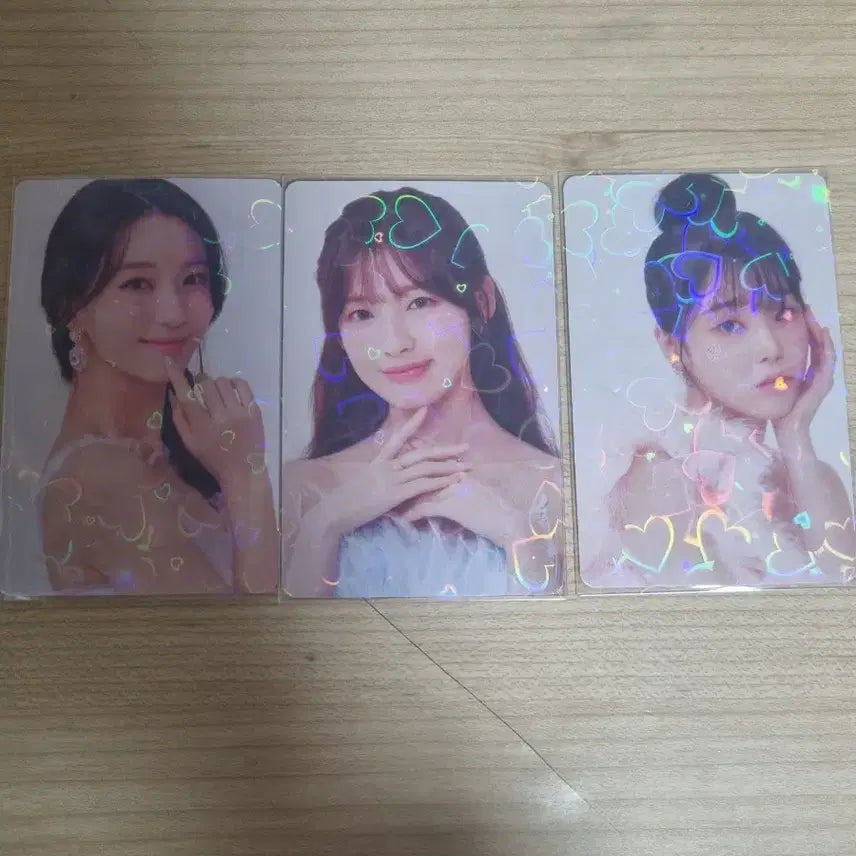 오마이걸 홀로그램 포토카드 3장
