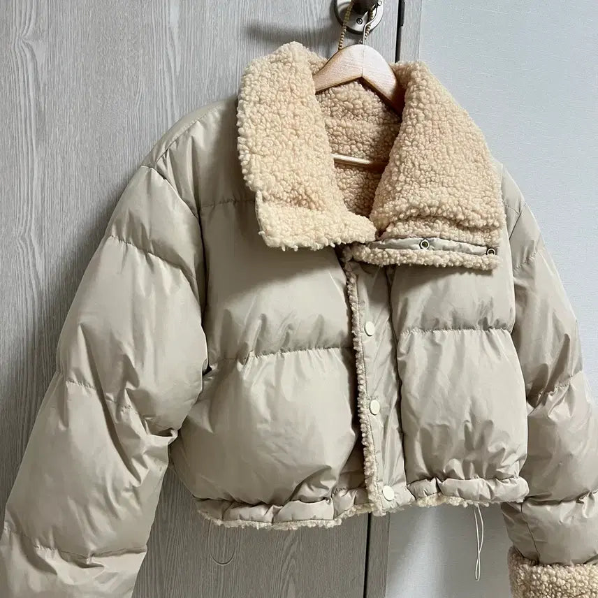 [BUNJANG] Cropped Padded Jacket / 털빵빵 크롭 패딩