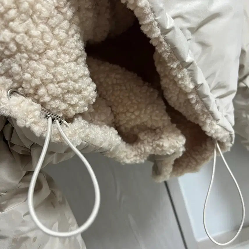 [BUNJANG] Cropped Padded Jacket / 털빵빵 크롭 패딩