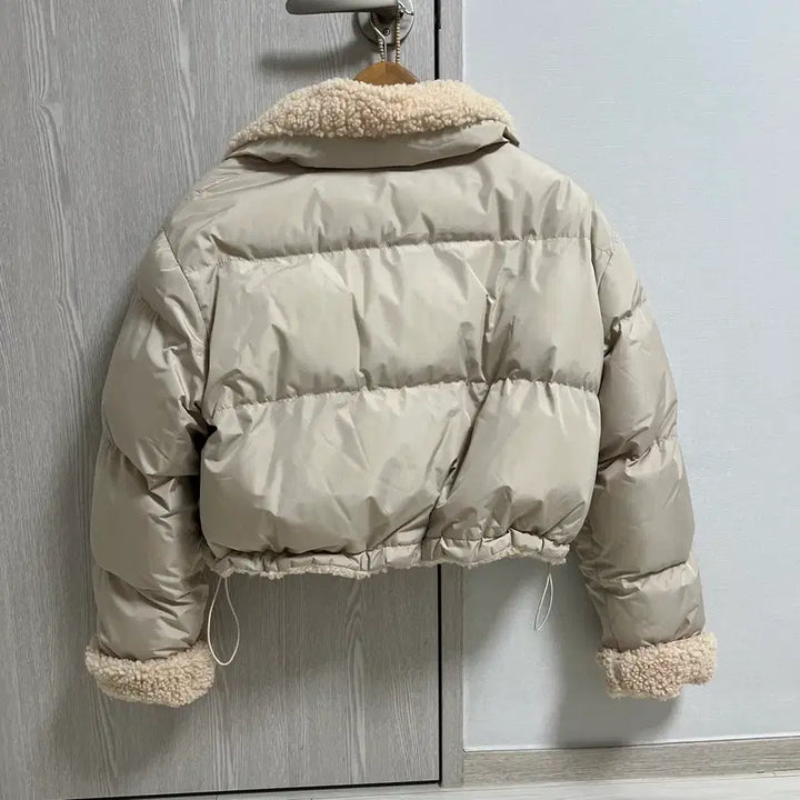 [BUNJANG] Cropped Padded Jacket / 털빵빵 크롭 패딩
