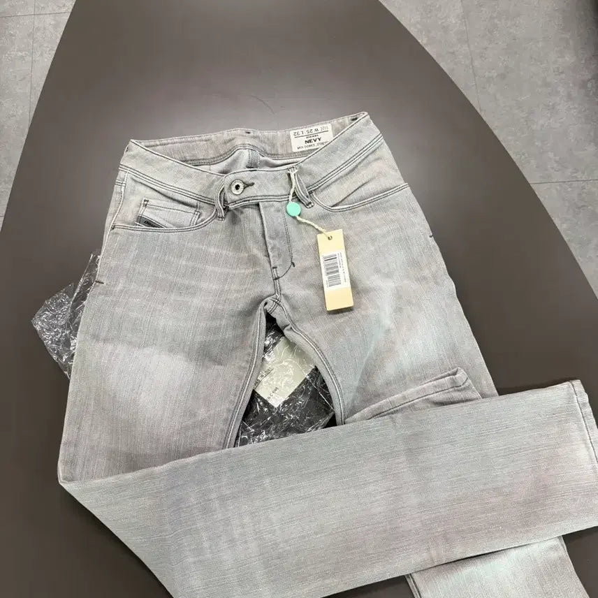 [BUNJANG] Diesel NEVY Jeans W25 L32 / 디젤 NEVY 청바지 W25 L32