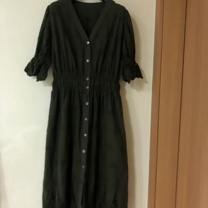 [BUNJANG] Studio Tomboy Lace Embroidered Eyelet Long Dress Robe Jacket / 스튜디오톰보이 20년 레이스 자수 반팔 아일렛 펀칭 롱 원피스 로브 자켓