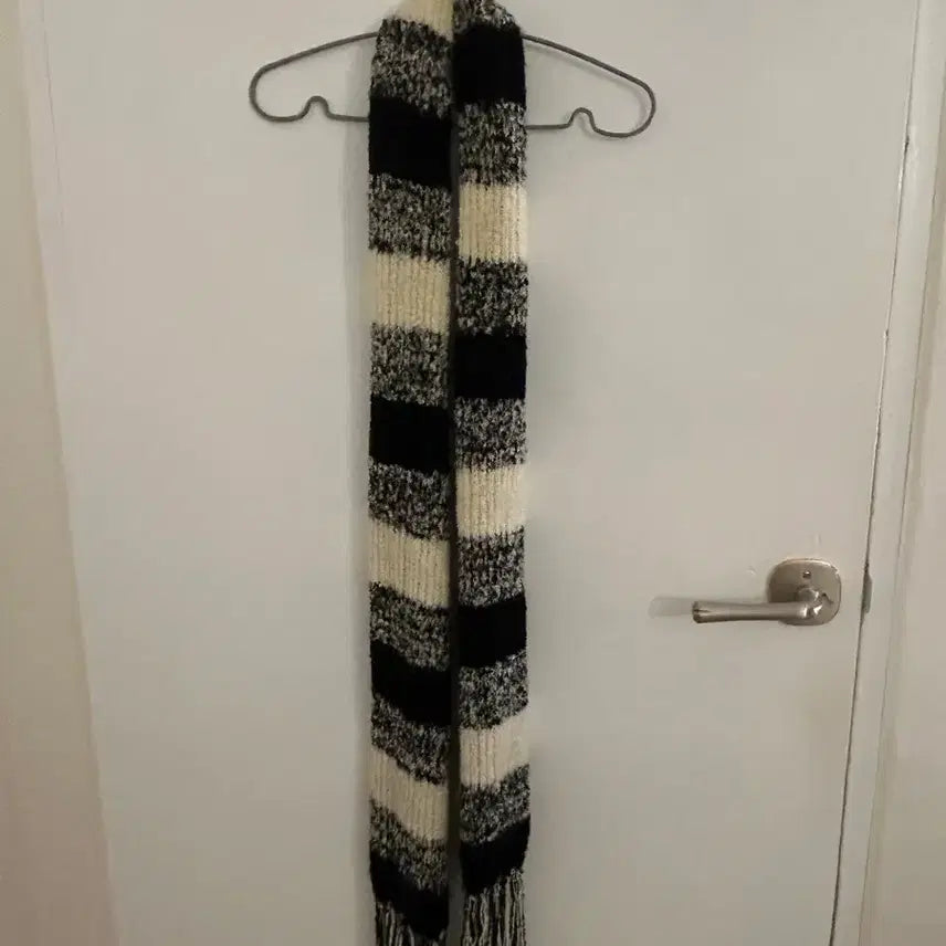 [BUNJANG] Punk Stripe Gyaru Knit Scarf / 펑크 스트라이프 갸루 니트 목도리