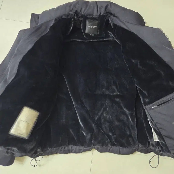 [BUNJANG] JILLSTUART Minimal Padded Jacket / 질스튜어트 미니멀 패딩 xl사이즈