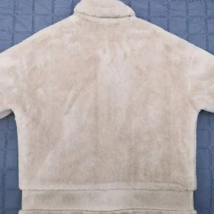 [BUNJANG] Ivory Moustache Jacket / 아이보리 무스탕 자켓