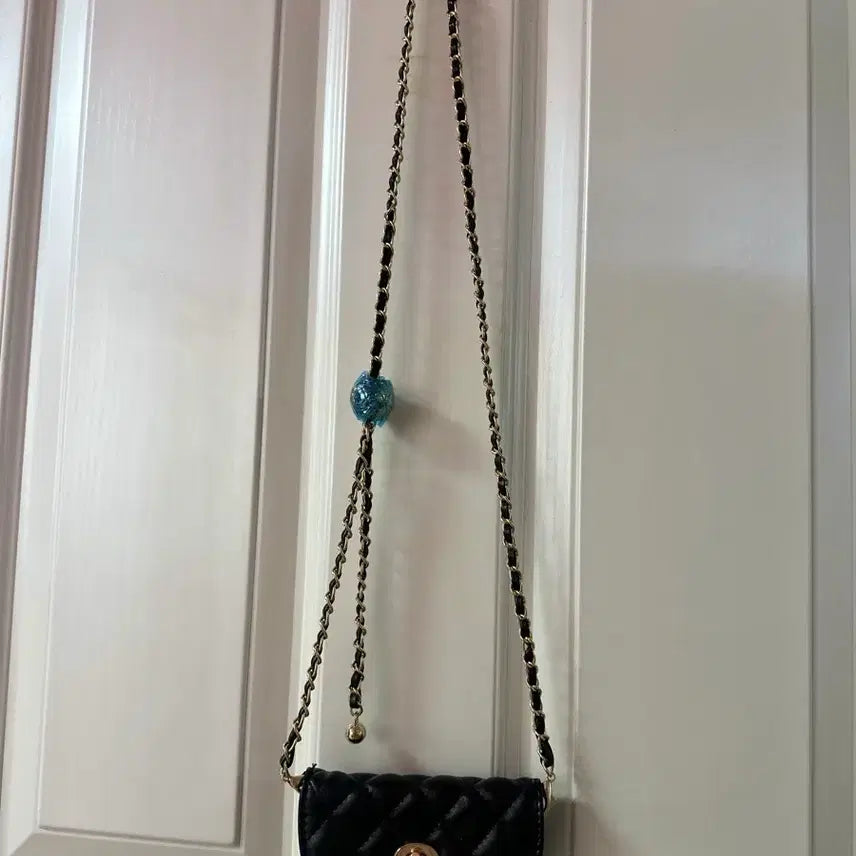 [BUNJANG] Black Quilted Mini Chain Bag / 블랙 퀼팅 미니 체인백