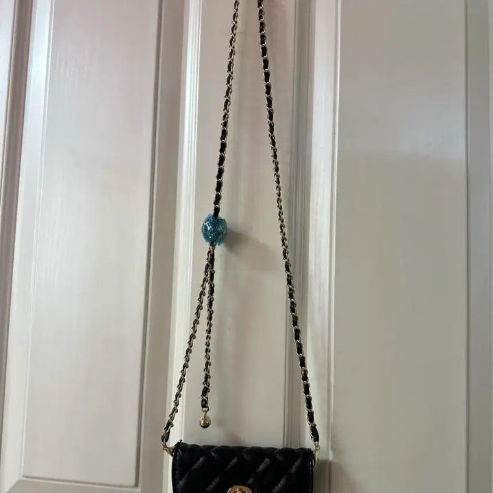 [BUNJANG] Black Quilted Mini Chain Bag / 블랙 퀼팅 미니 체인백