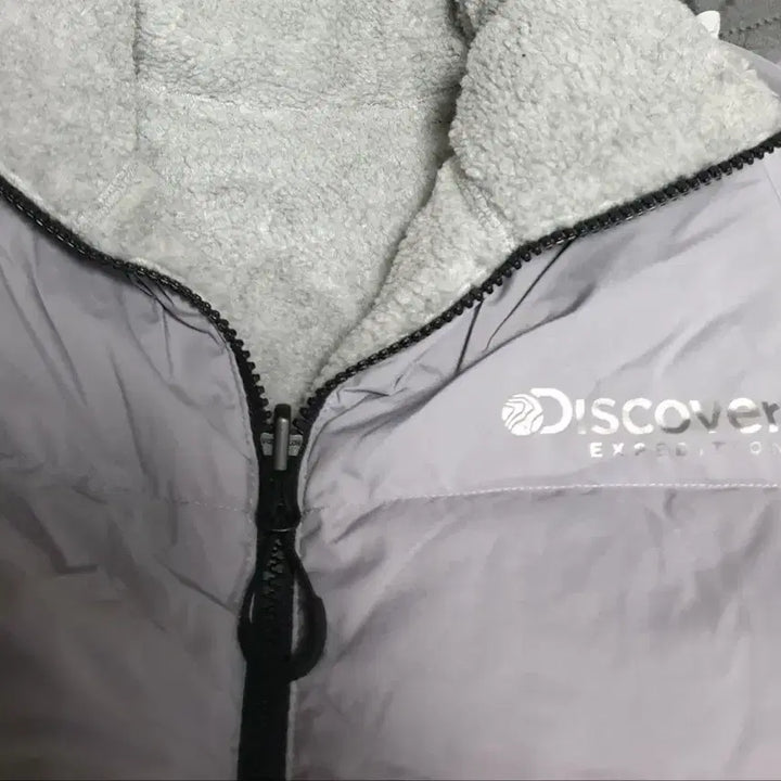 [BUNJANG] Discovery Duck Down Reversible Fleece Padded Jacket (Light Gray, Size 100) / 디스커버리 덕다운 리버시블 후리스 패딩 라이트그레이 (100)