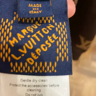 [BUNJANG] Louis Vuitton Pharrell Embroidered Cardigan Jacket / (XL) 루이비통 퍼렐 자수 가디건 패딩 자켓 블루종 코트 니트 후드