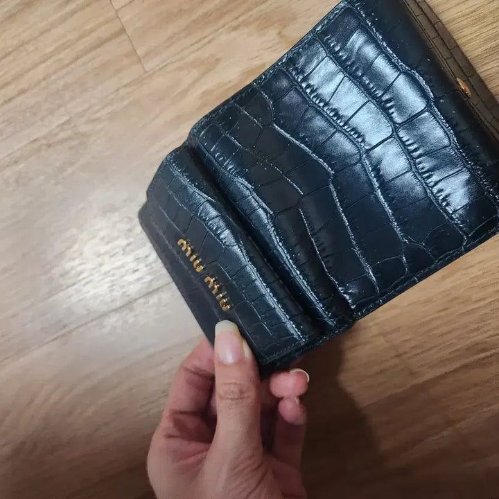 [BUNJANG] Miu Miu Black Wallet / 미우미우 크로커 반지갑 블랙