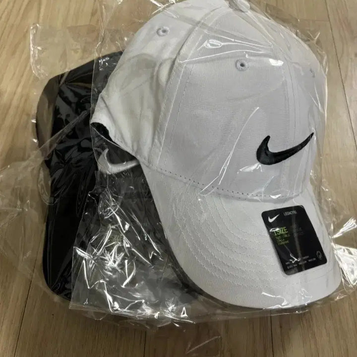 [BUNJANG] Nike Dri-FIT Legacy91 Cap Black/White / 나이키 드라이핏 레거시91 볼캡 블랙/화이트