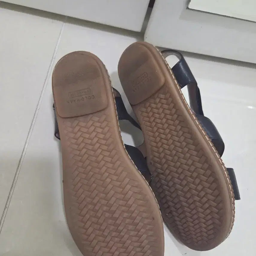 [BUNJANG] Cole Haan Women's Leather Sandals / 콜한소가죽여성샌들