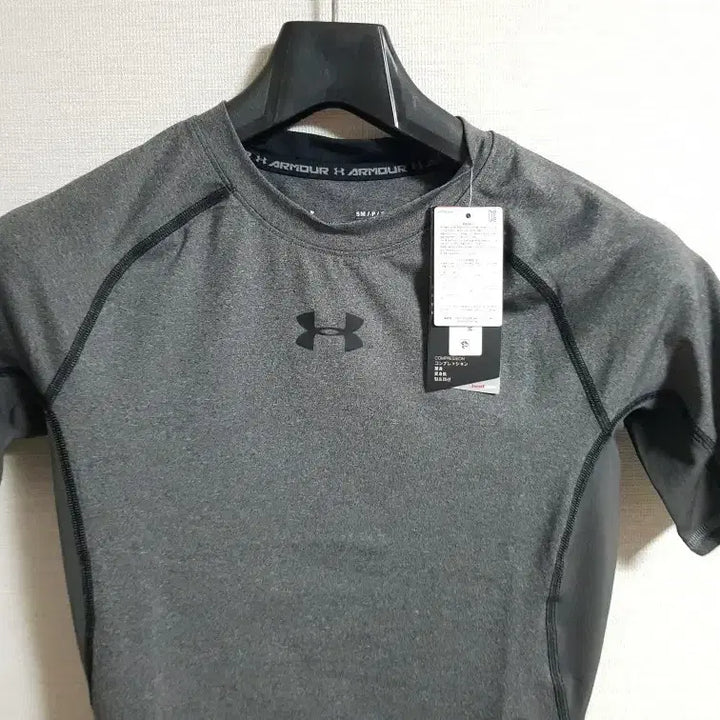 [BUNJANG] Under Armour Top S / 2벌ㅡ언더아머 쫄쫄이 상의 S크기 팝니다