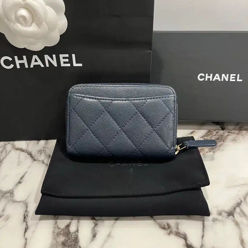 [BUNJANG] Chanel Caviar Card Wallet Navy Gold Hardware / [정품인증O]샤넬 지퍼돌이 캐비어 카드지갑 네이비 금장(31번대)