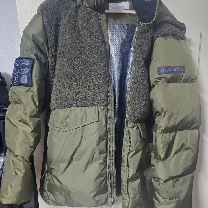 [BUNJANG] Columbia XXL Olive Padded Jacket / 컬럼비아 패딩입니다- 사이즈는 XXL입니다- 색상은 올리브색입니다