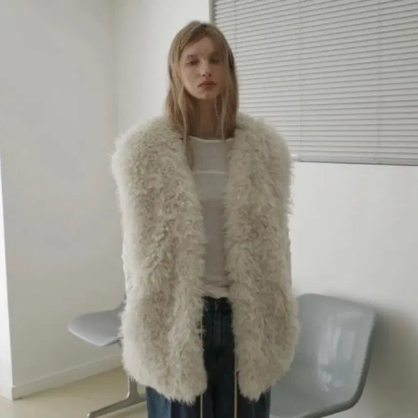 [BUNJANG] Bowie Fur Vest / 보위 퍼 베스트