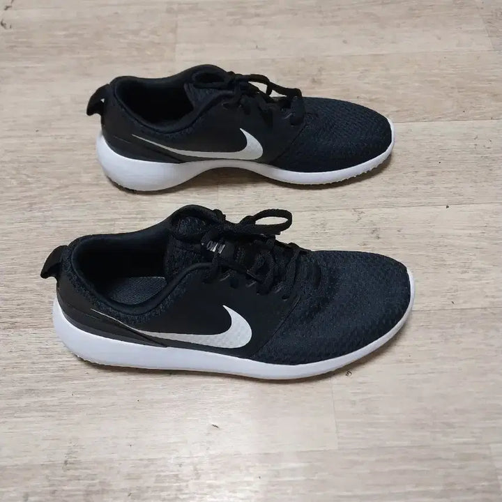 [BUNJANG] Nike Sneakers / 나이키/270) 운동화